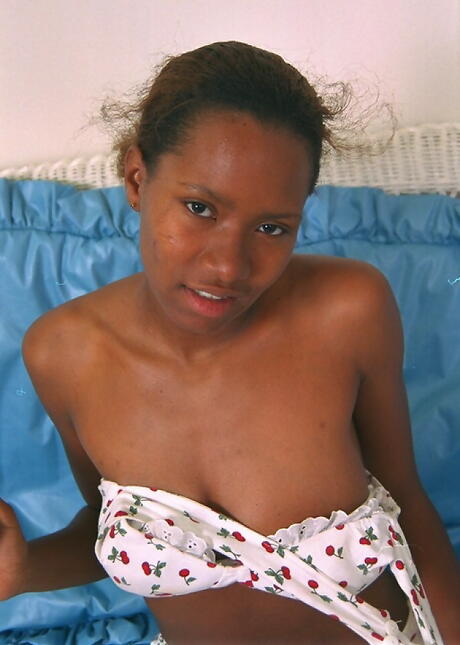 Ebony Nude Girls Pictures